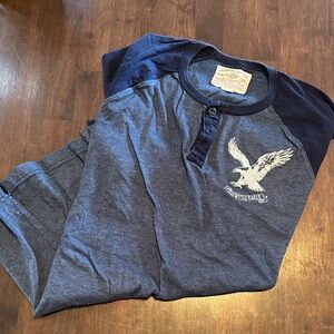 American Eagle Outfitters Navy and Heather Blue Henley Tee